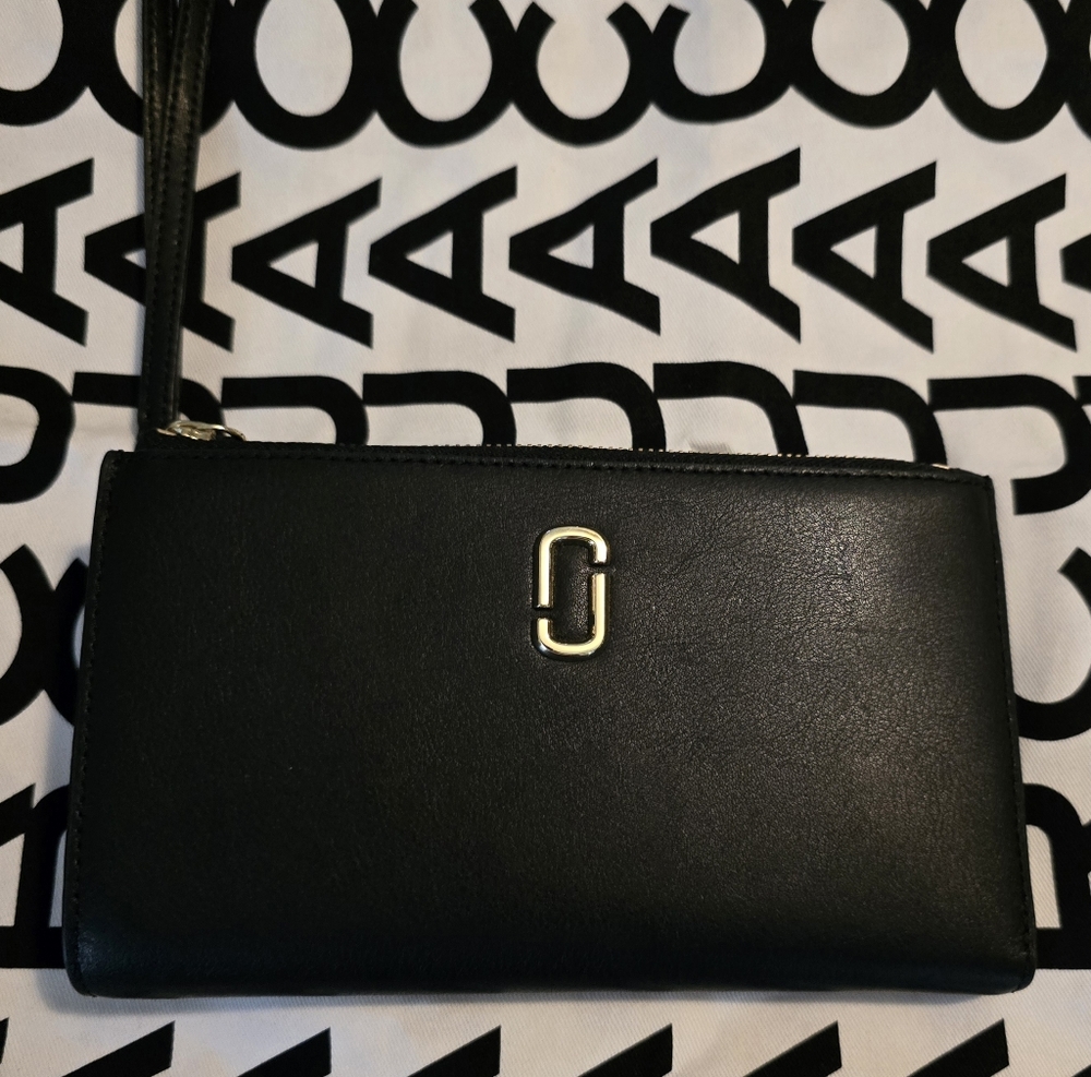 Marc Jacobs The J Marc Phone Wristlet Black 